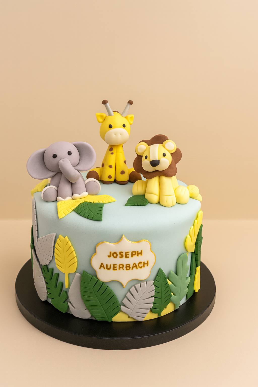 Custom Signature Cake – Elegant Designs with Ganache or Fondant Finish